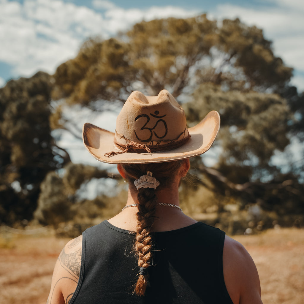 Outlaw — Lemurian Quartz crystal beige cowboy hat, handmade in England by Satori Collection